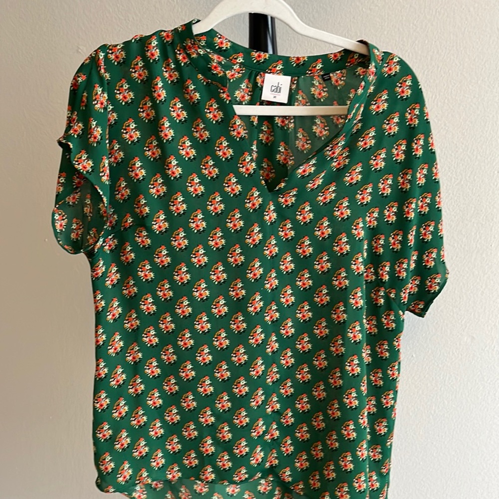 Blouse with v neck with cap sleeves